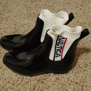 Womans rain boots